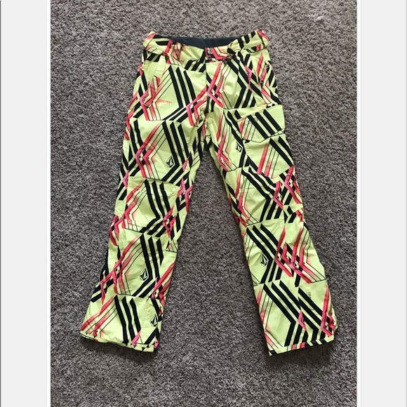 NWOT Volcom Snowboarding Pants - Picture 1 of 2